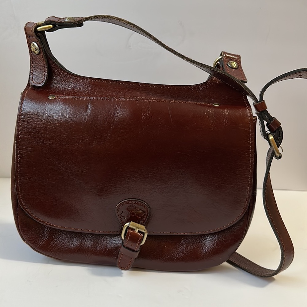 Patricia Nash London Smooth leather Saddle Bag